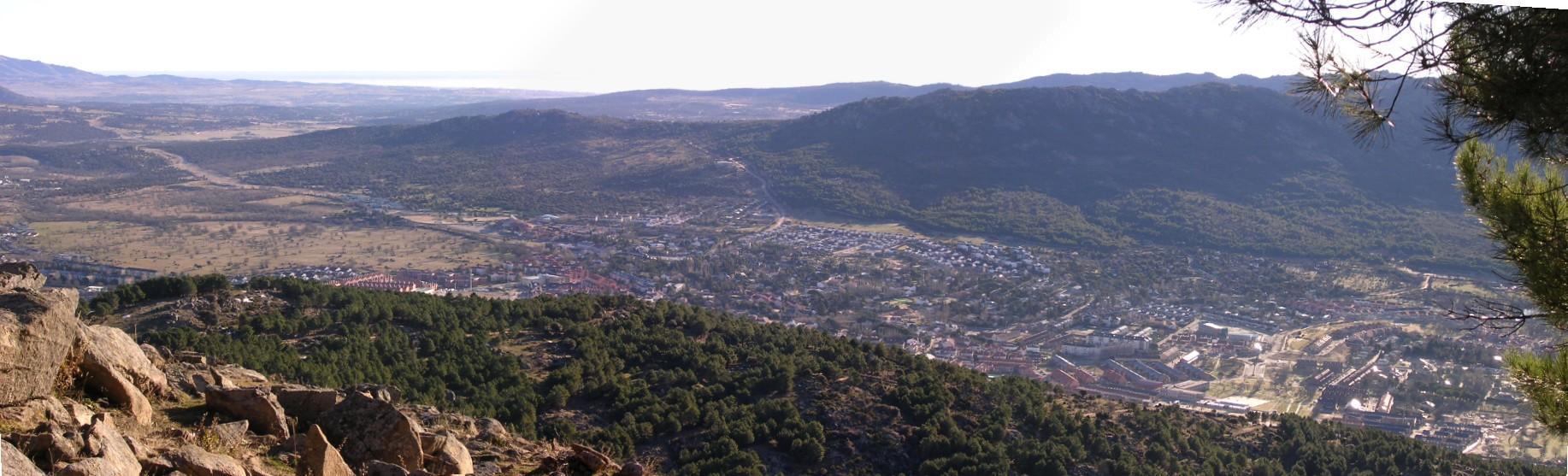  vista del pueblo desde Cabeza Mediana mirando al Valle 